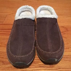 Brown Easy Spirit Clogs
